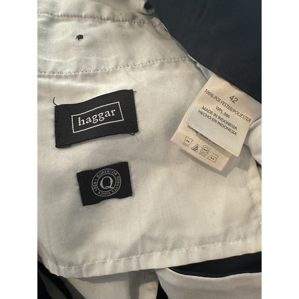 TWO Haggar Mens Walking Bermuda‎ Shorts, Colors Black & Navy - Size 42 - Picture 3 of 6